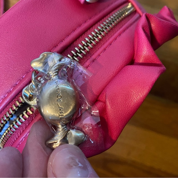 Betsey Johnson Heart Shaped Chocolate Box Purse - Picture 3 of 4